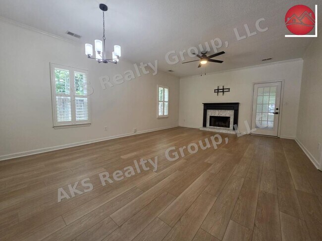 Building Photo - 158 Sugar Dr