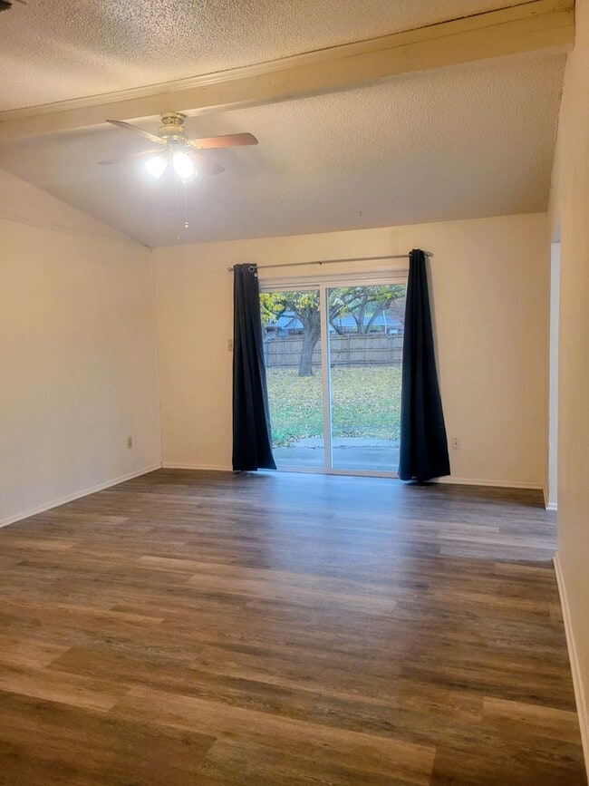 Building Photo - 4-2-2 brick in Benbrook