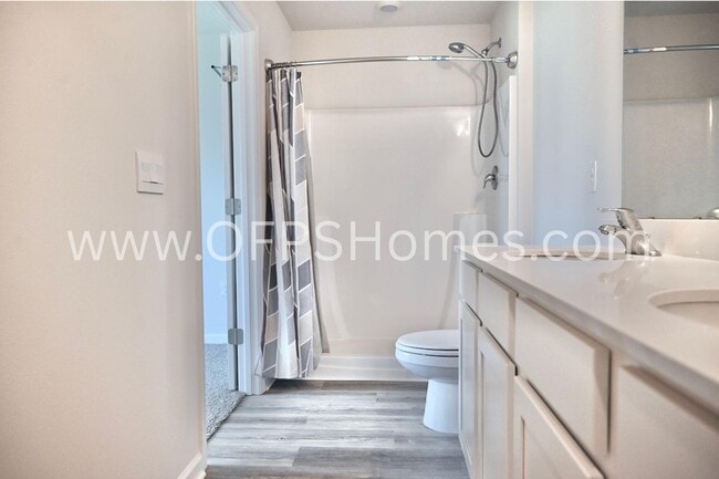 Building Photo - 429 Scarborough St