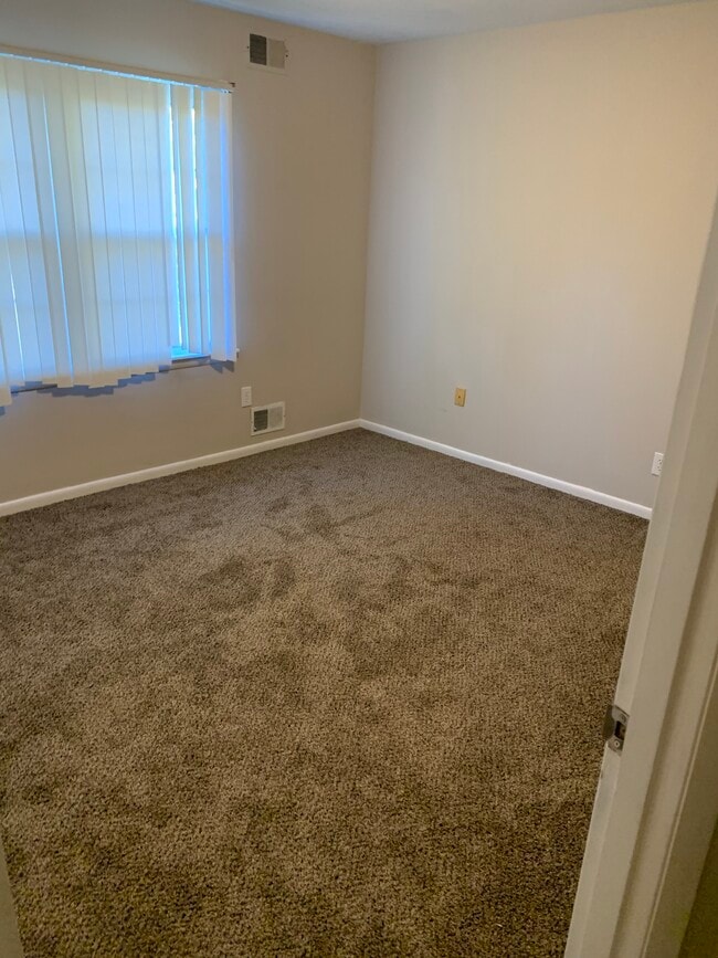 Building Photo - 3301 Buckeye Ct