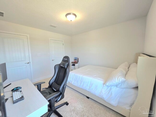 Building Photo - 7011 Brylington Blvd