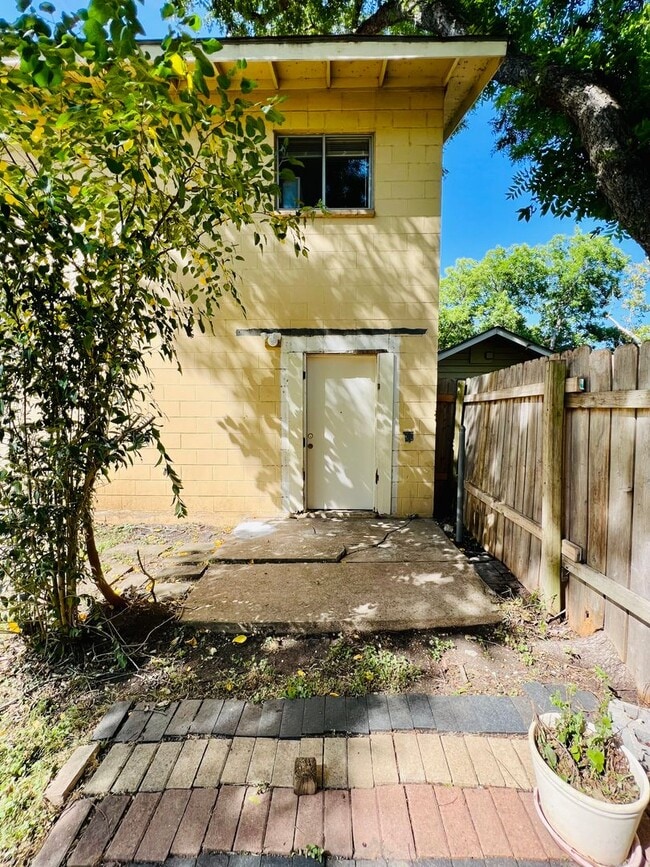 Building Photo - Cullen-1914