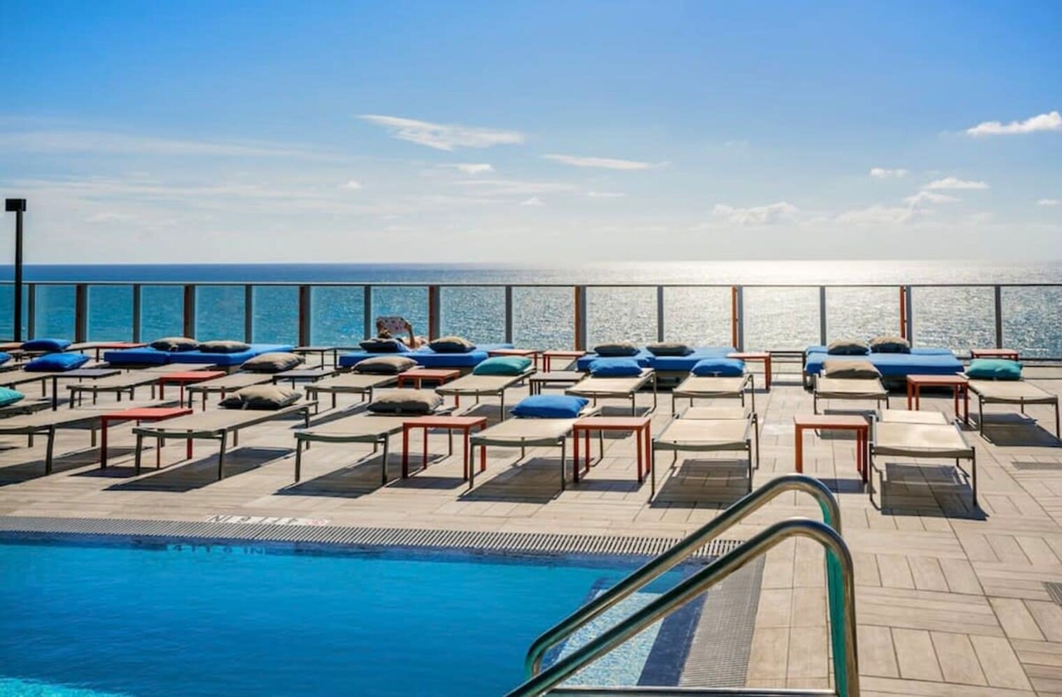 Building Photo - 4111 S Ocean Dr