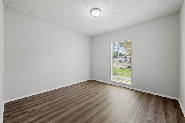 Building Photo - 6450 Bazel Brook Dr