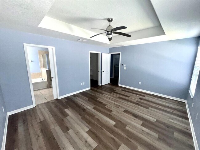 Building Photo - 2120 Song Sparrow Ct
