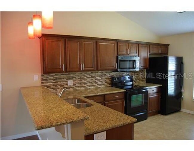 Building Photo - 2 Bedroom 2 Bath Winter Park Condo for Rent, Near Full Sail & UCF!