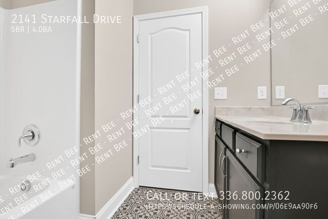 Building Photo - 2141 Starfall Dr