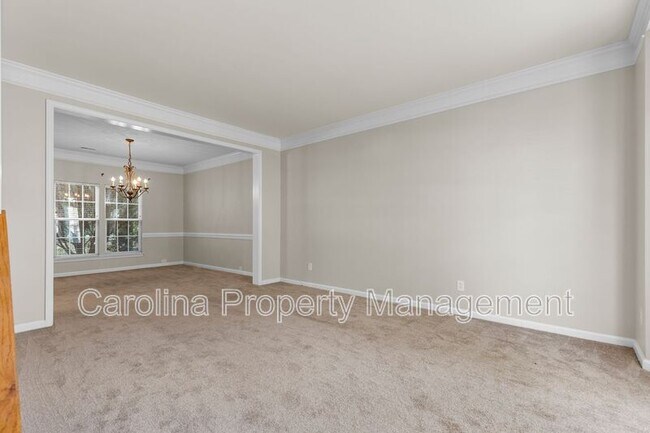 Building Photo - 5006 Rosewater Ln