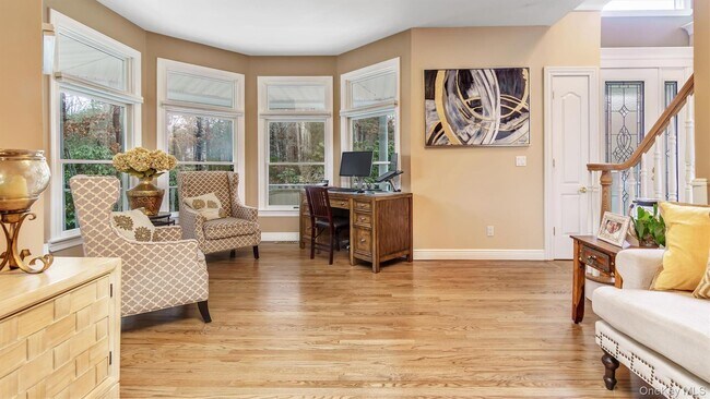 Building Photo - 151 Chardonnay Dr