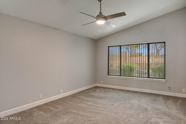 Building Photo - 4418 E Barwick Dr