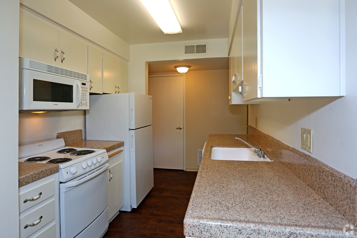 Mallard Creek Apartments Sacramento