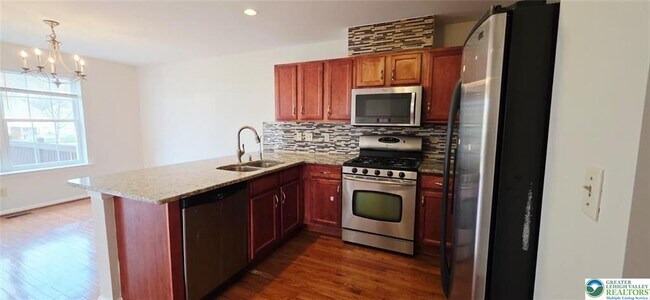 Building Photo - 3791 Knight Dr