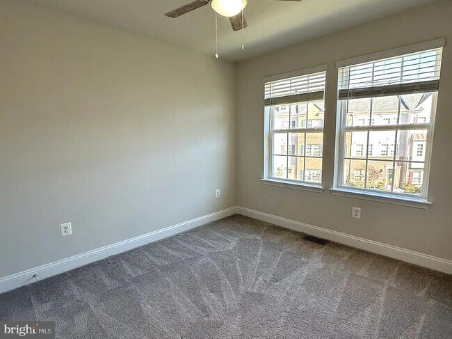 Building Photo - 7585 Marston Way