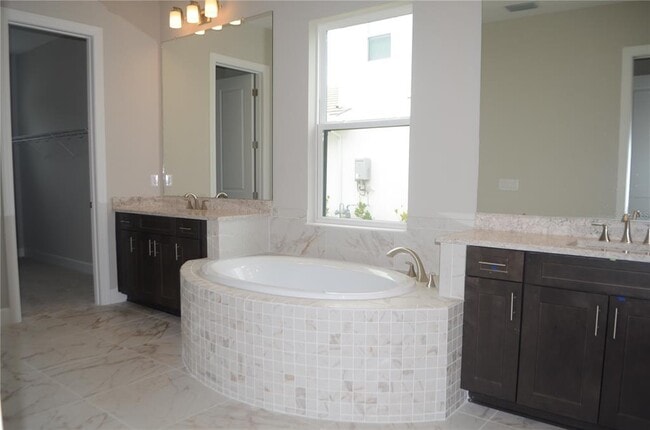 Building Photo - 34109 Tributary Ct
