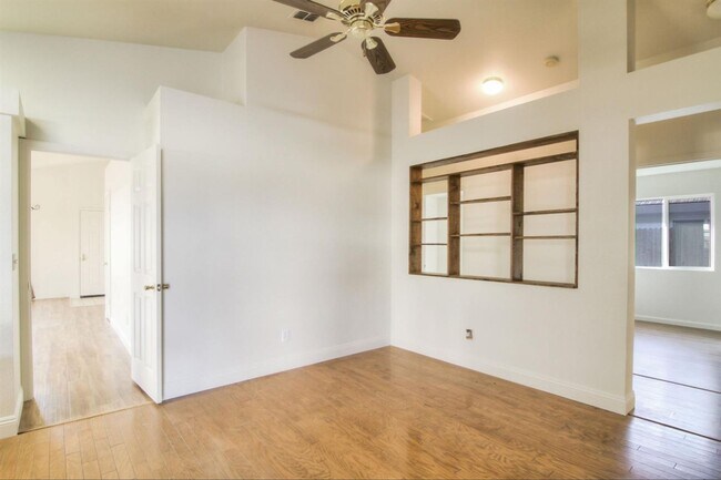 Building Photo - Great 3 Bedroom, 2 Bath 1524 Sqft. Rancho ...