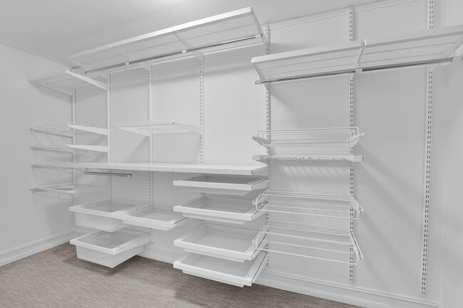 Building Photo - 99 SE Mizner Blvd