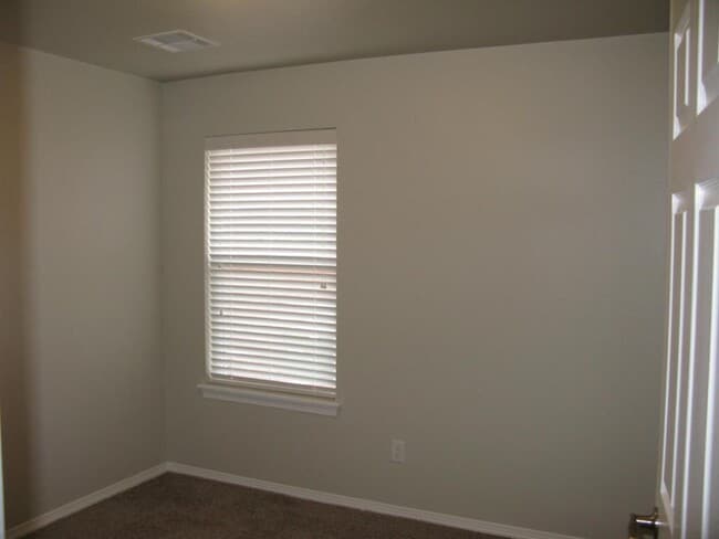 Building Photo - 11604 Surrey Villas Ct