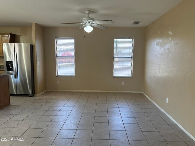 Building Photo - 16112 N 138th Dr