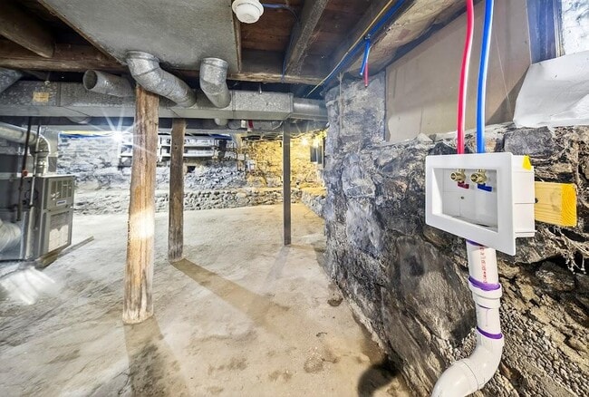 Building Photo - 127 W Warrington Rd