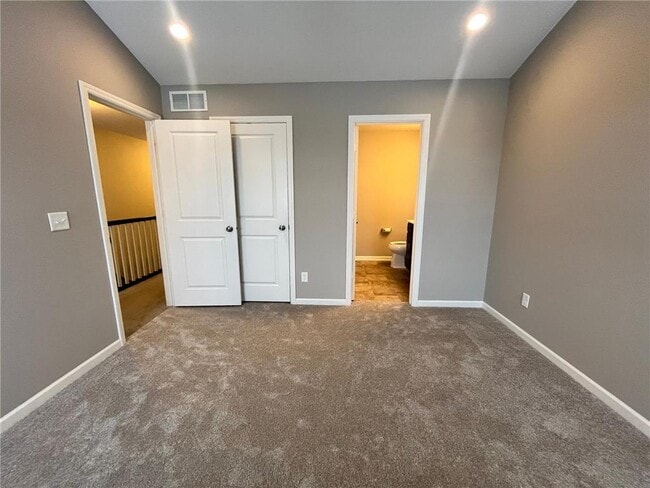 Building Photo - 6876 Crosby Ct