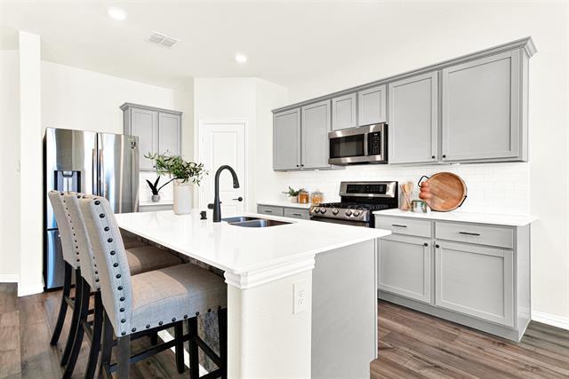 Building Photo - 3320 Brentwood Cv