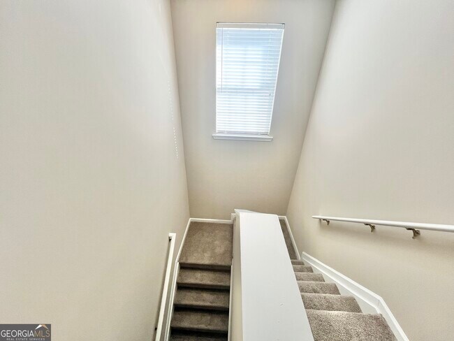 Building Photo - 4713 Autumn Rose Trail