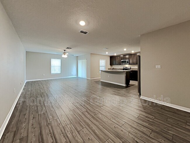 Building Photo - 1904 Michigan Way