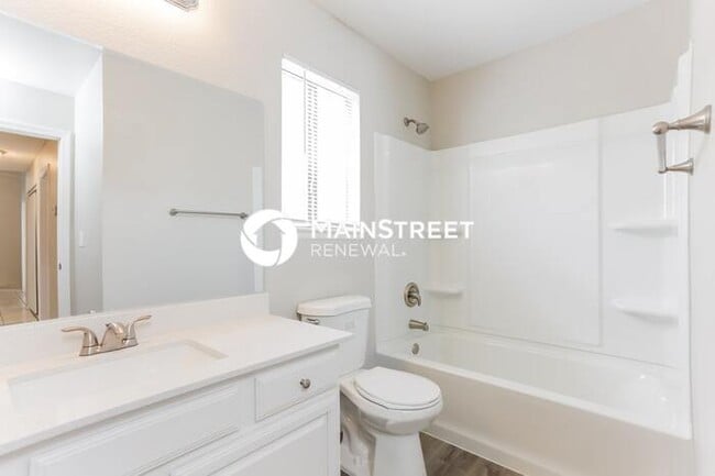 Building Photo - 3 Bedroom Pet-Friendly Home in LAS VEGAS, ...