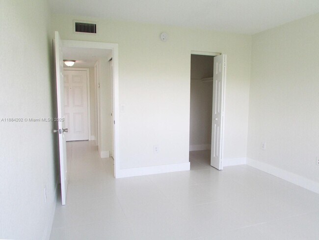 Building Photo - 7701 SW 88th St