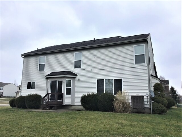 Building Photo - 6743 Waverly Park