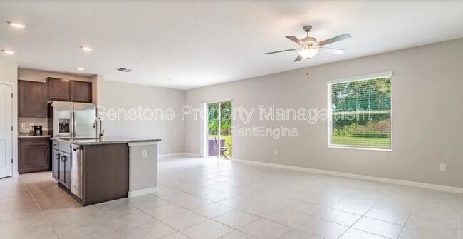 Building Photo - 5157 White Chicory Dr