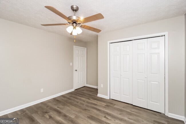 Building Photo - 171 Spring Ridge Dr