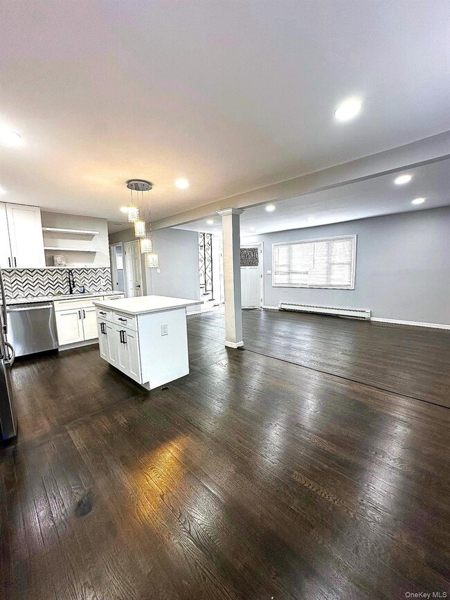 Building Photo - 1093 Ditmas Ave