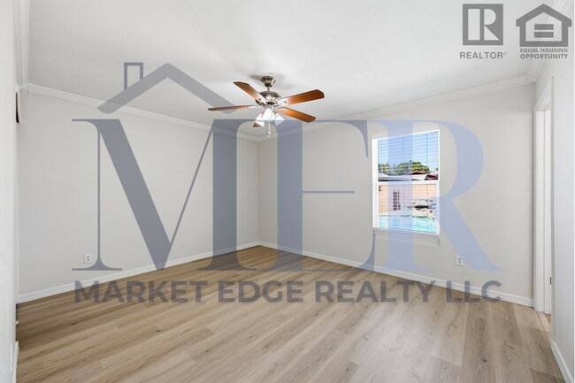 Building Photo - 3Bed/2Bath House at Cactus/ 39thAve! Ready for Immediate Move-In! -- NO HOA! FULLY REMODELED!