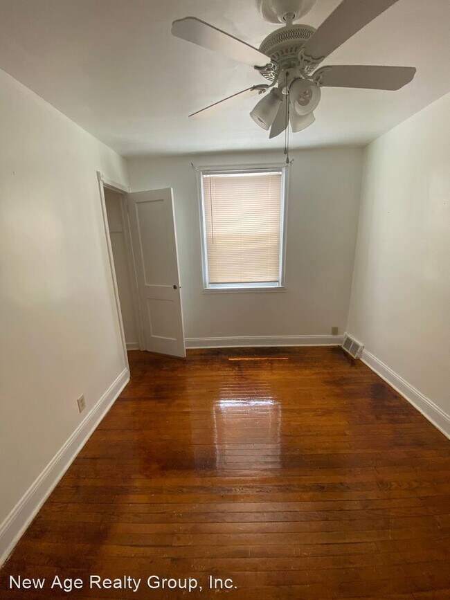 Building Photo - 2 br, 1 bath House - 4520 Robbins Street