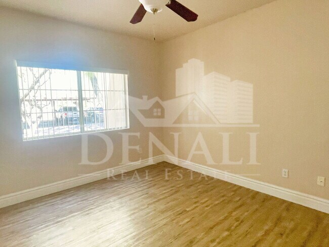 Building Photo - 500 N Gila Springs Blvd