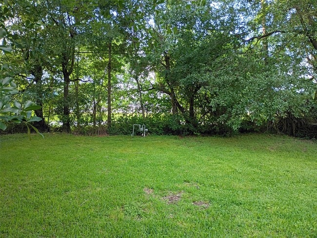 Building Photo - 5617 Malmedy Rd