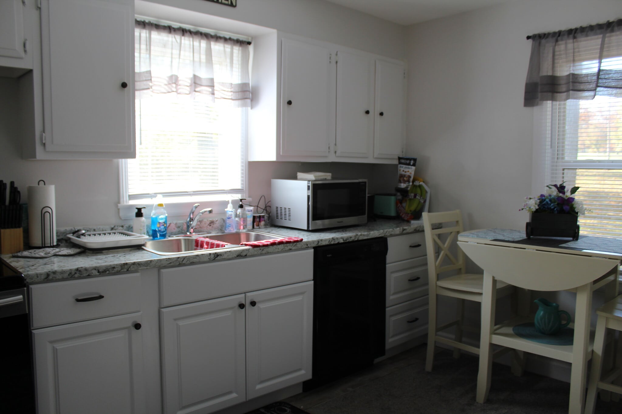 Kitchen; Totally renovated - 1395 Ross Ave