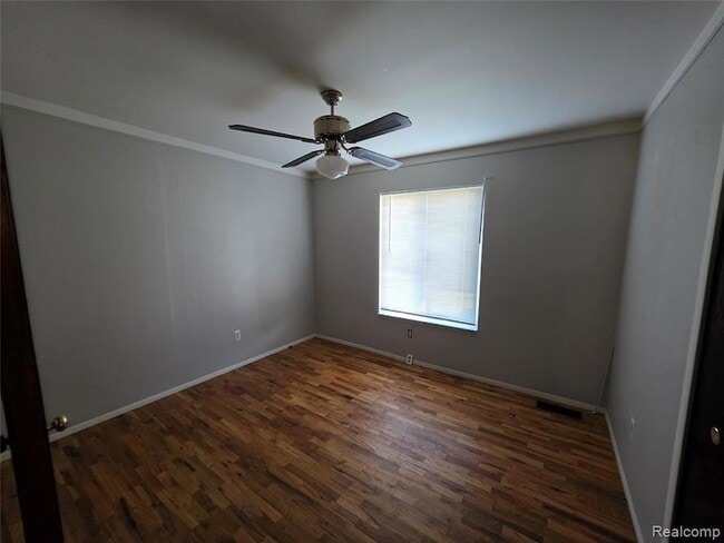 Building Photo - 20059 Washington St