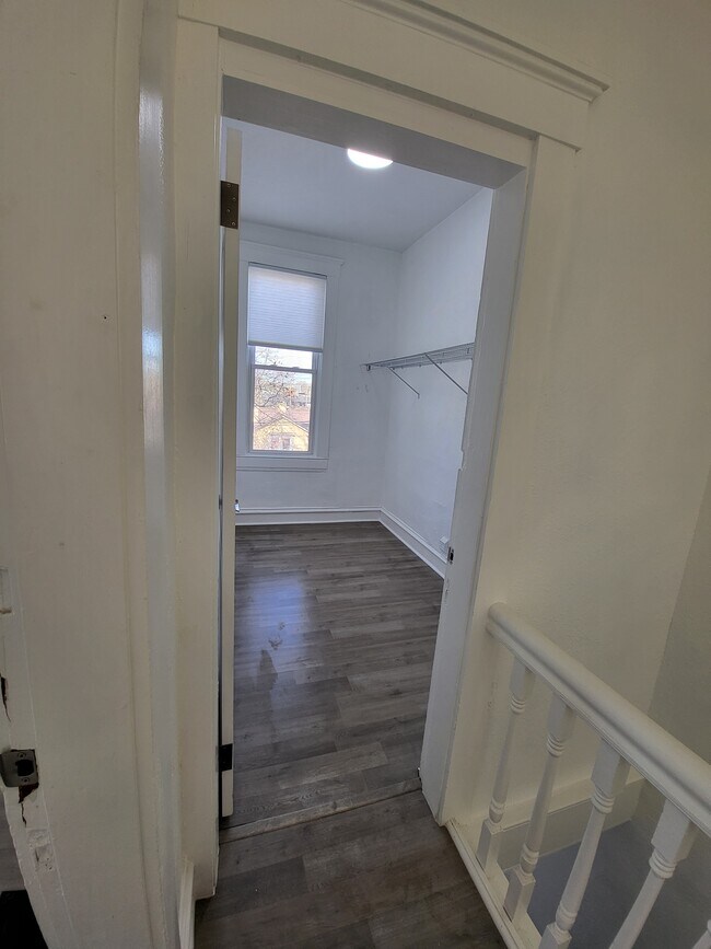 Building Photo - 1616 Ellwood Ave