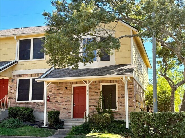 Building Photo - 11901 Swearingen Dr