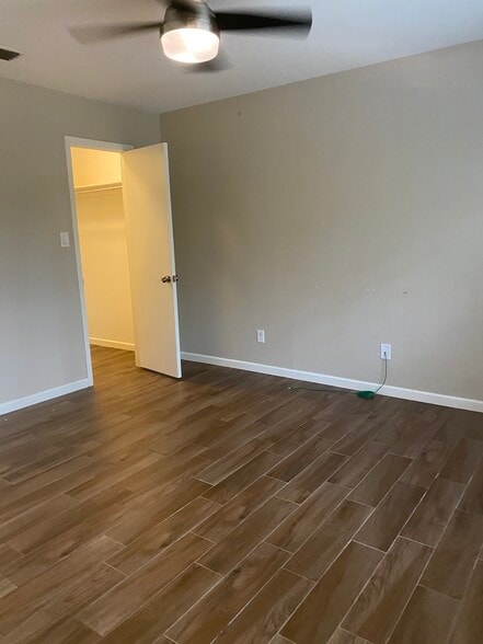 Building Photo - 3113 Clear Creek Dr