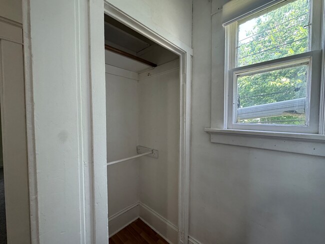 Building Photo - 2451 S 9th St