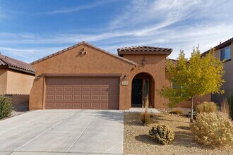 Building Photo - Larger 1 story home in Loma Colorado across the street from small park.