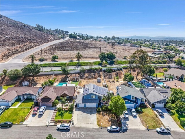 Building Photo - 5958 Quiroz Dr