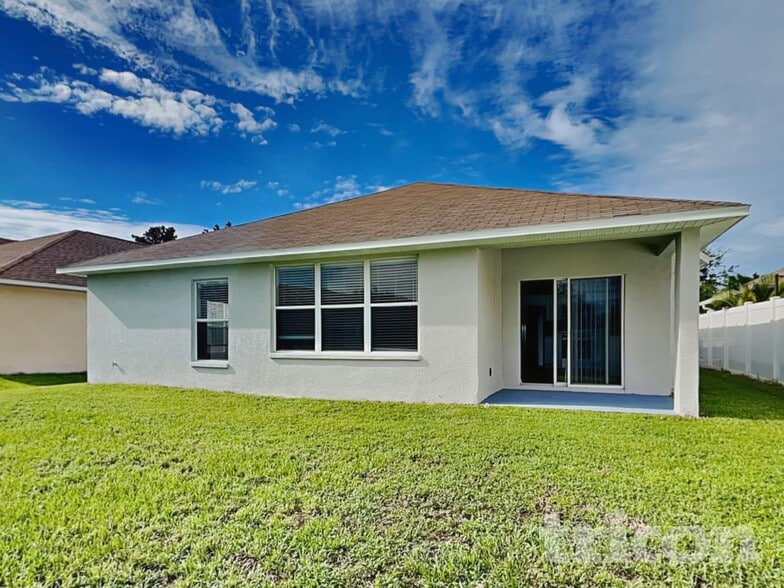 Building Photo - 12719 Standbridge Dr