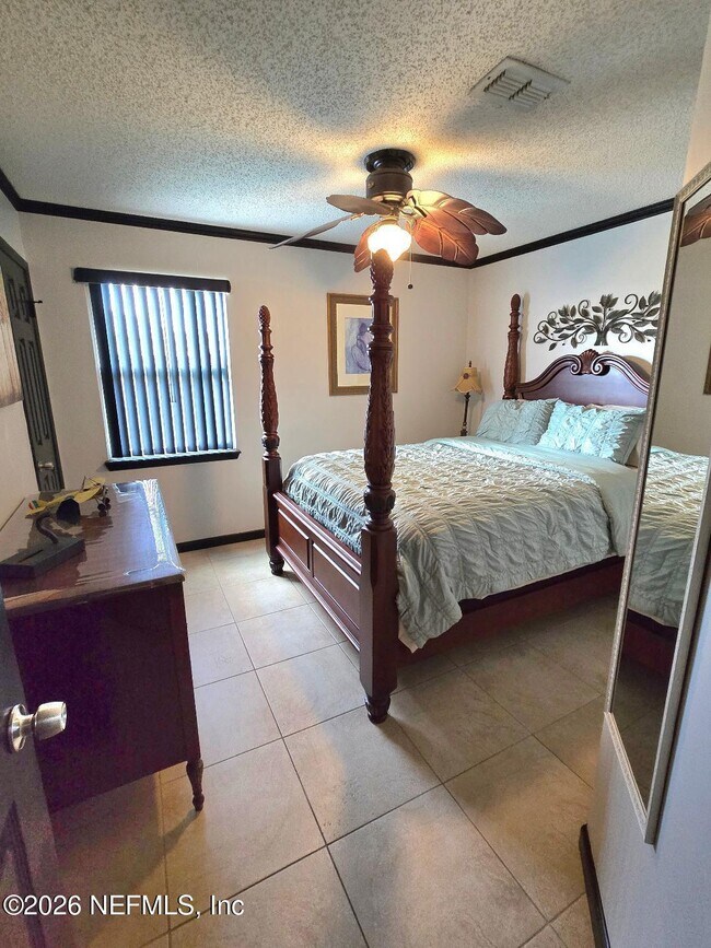 Building Photo - 6931 Cane Grass Ln E