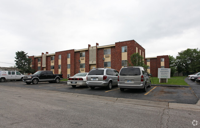 Primary Photo - Ridgeway Apartments