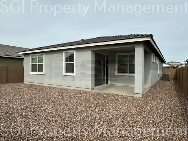 Building Photo - 22511 E Rosa Rd