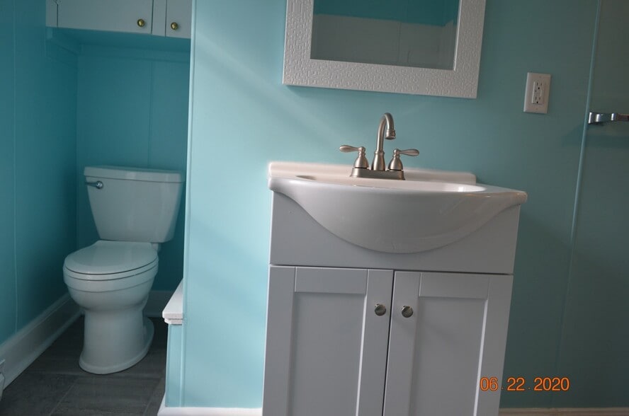 Bathroom - 48 Cedar Beach Rd
